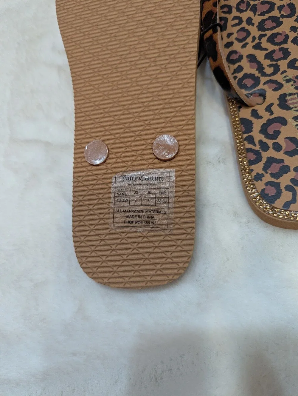 Juicy Couture Y2K Leopard Print Flip Flops